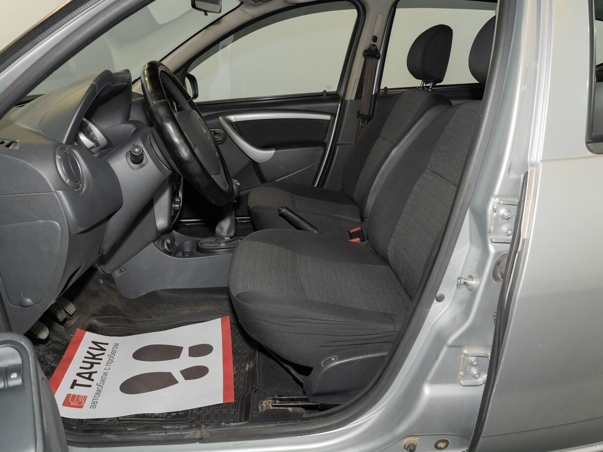 Renault Duster 2013 - фото автомобиля