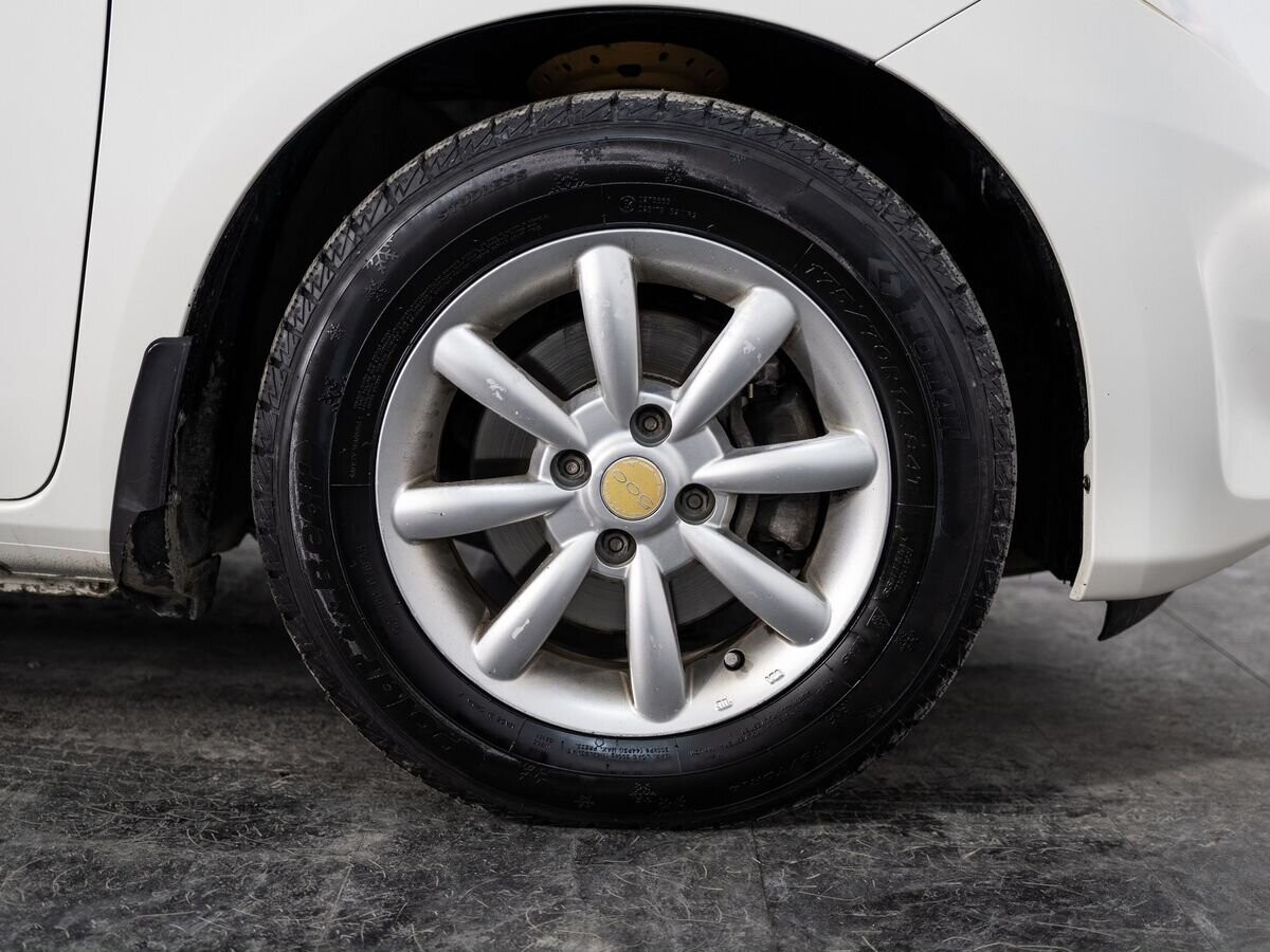 Honda Fit 2011 - фото автомобиля