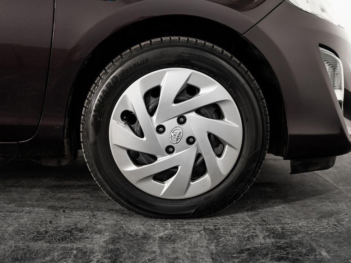 Toyota Aqua 2015 - фото автомобиля