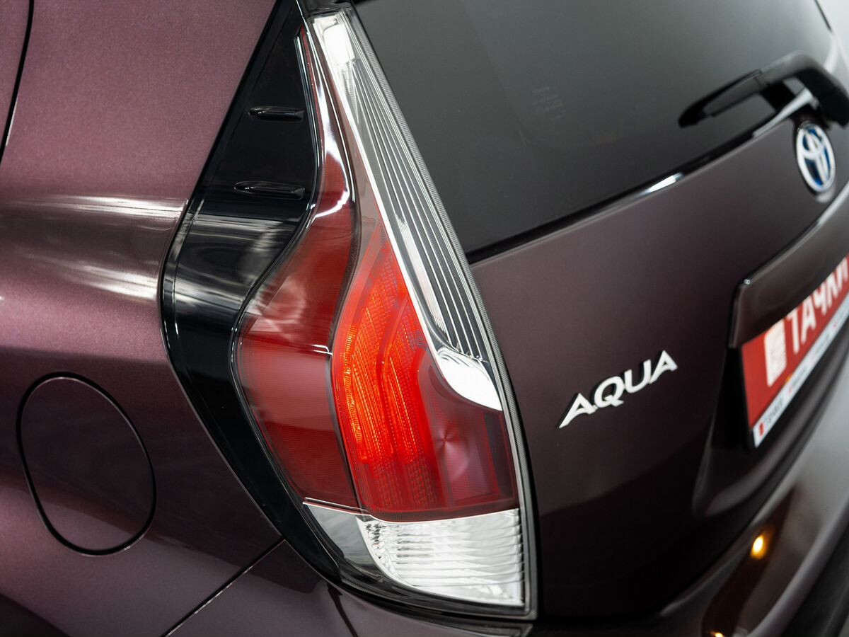 Toyota Aqua 2015 - фото автомобиля