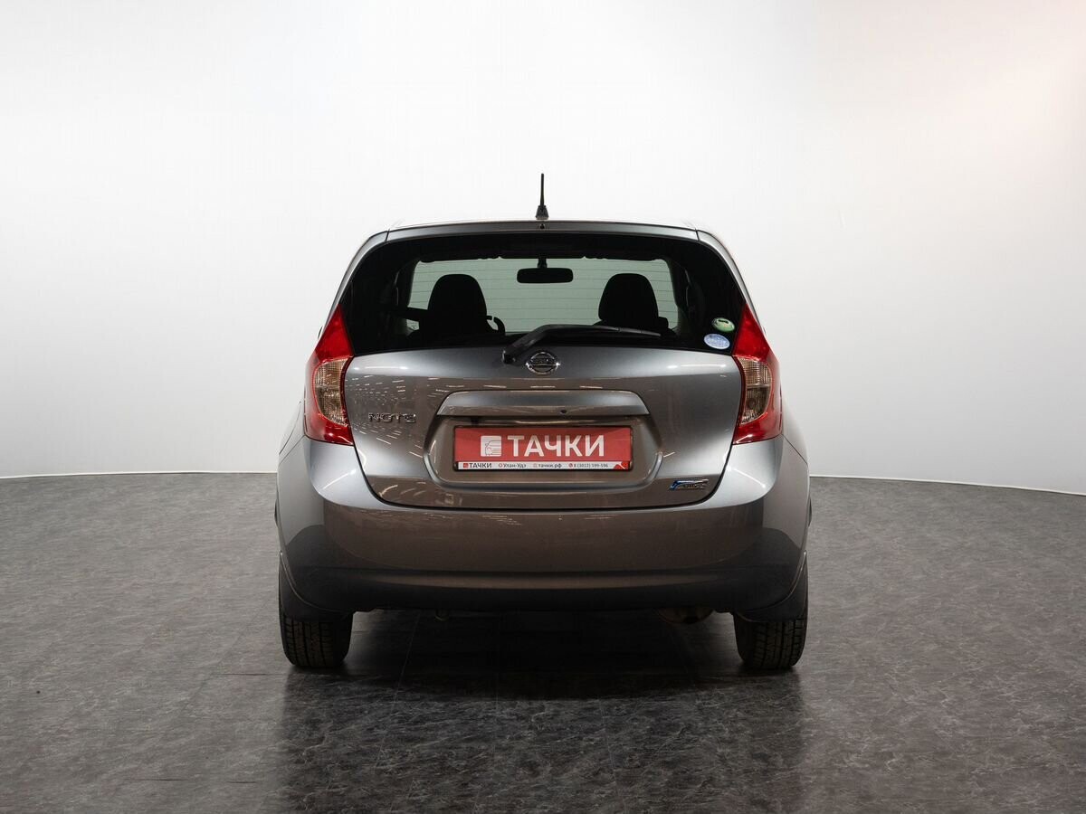 Nissan Note 2013 - фото автомобиля