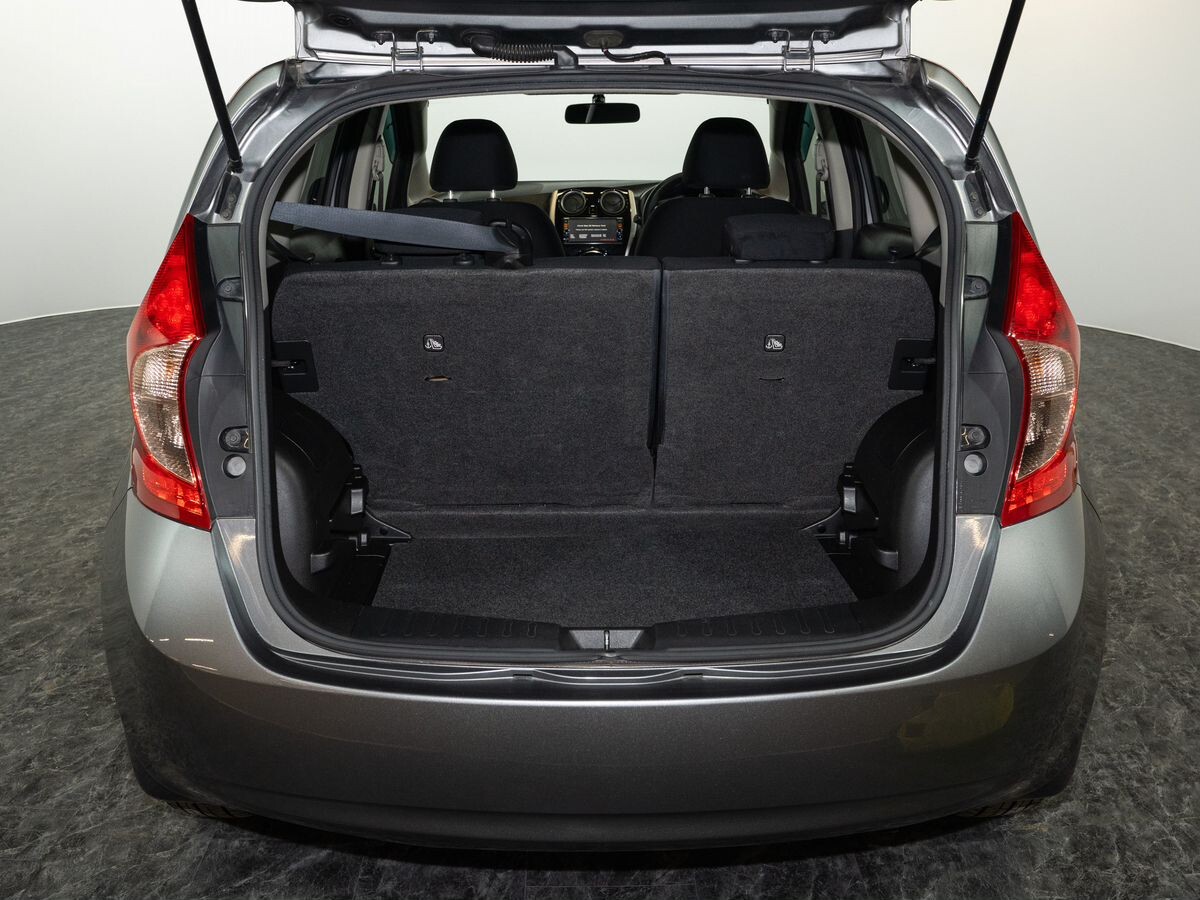 Nissan Note 2013 - фото автомобиля