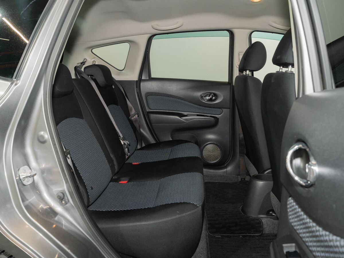 Nissan Note 2013 - фото автомобиля