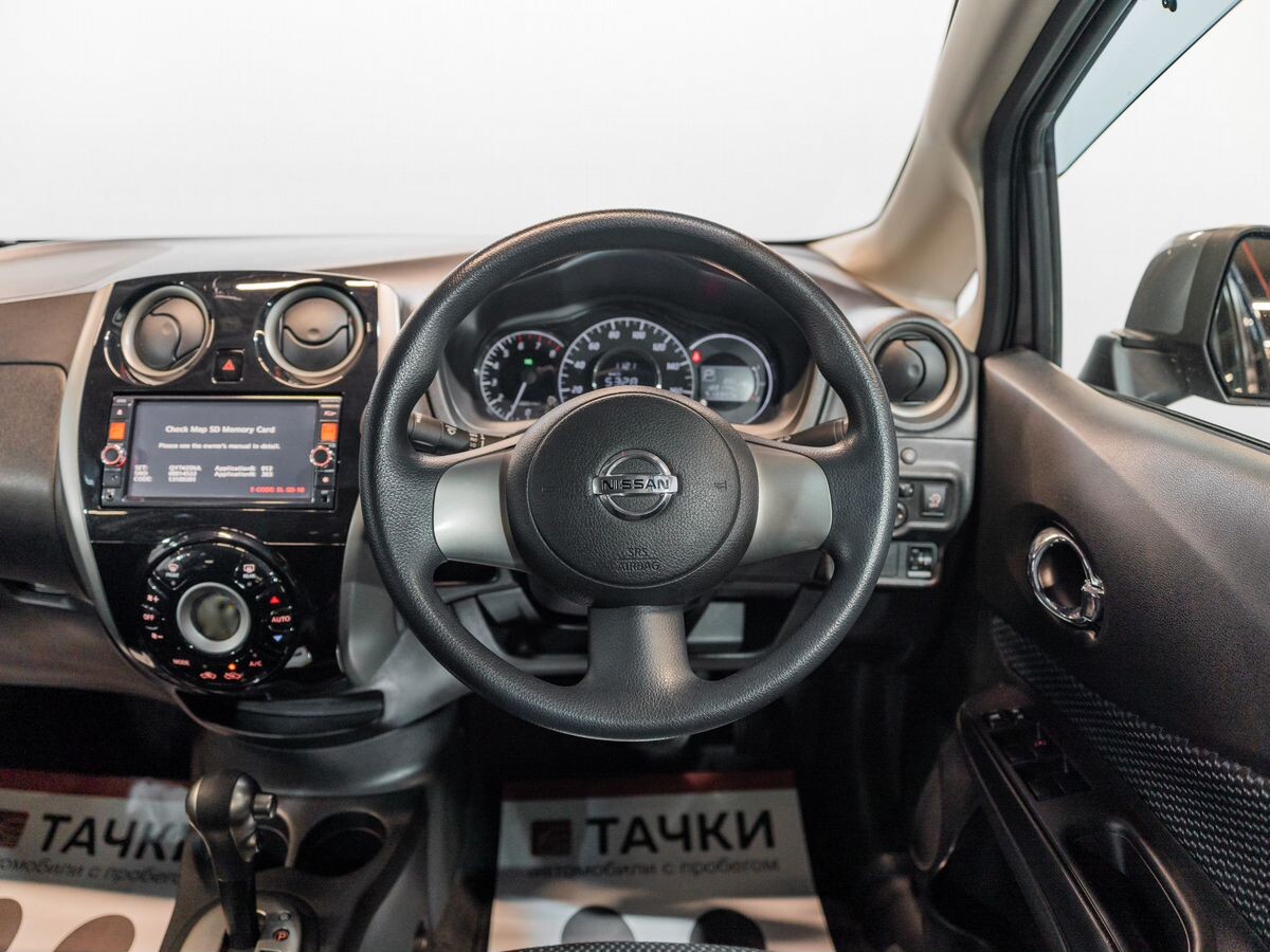 Nissan Note 2013 - фото автомобиля