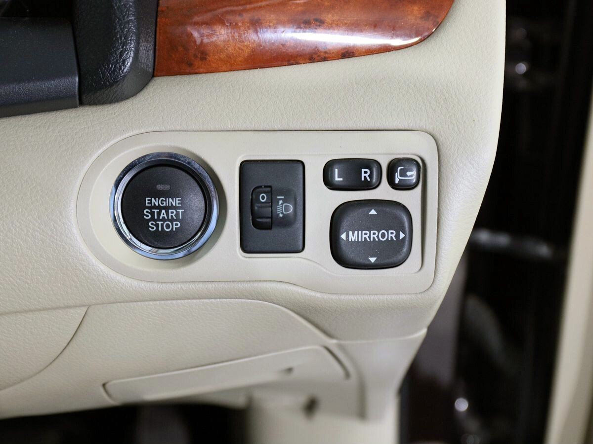 Toyota Premio 2014 - фото автомобиля