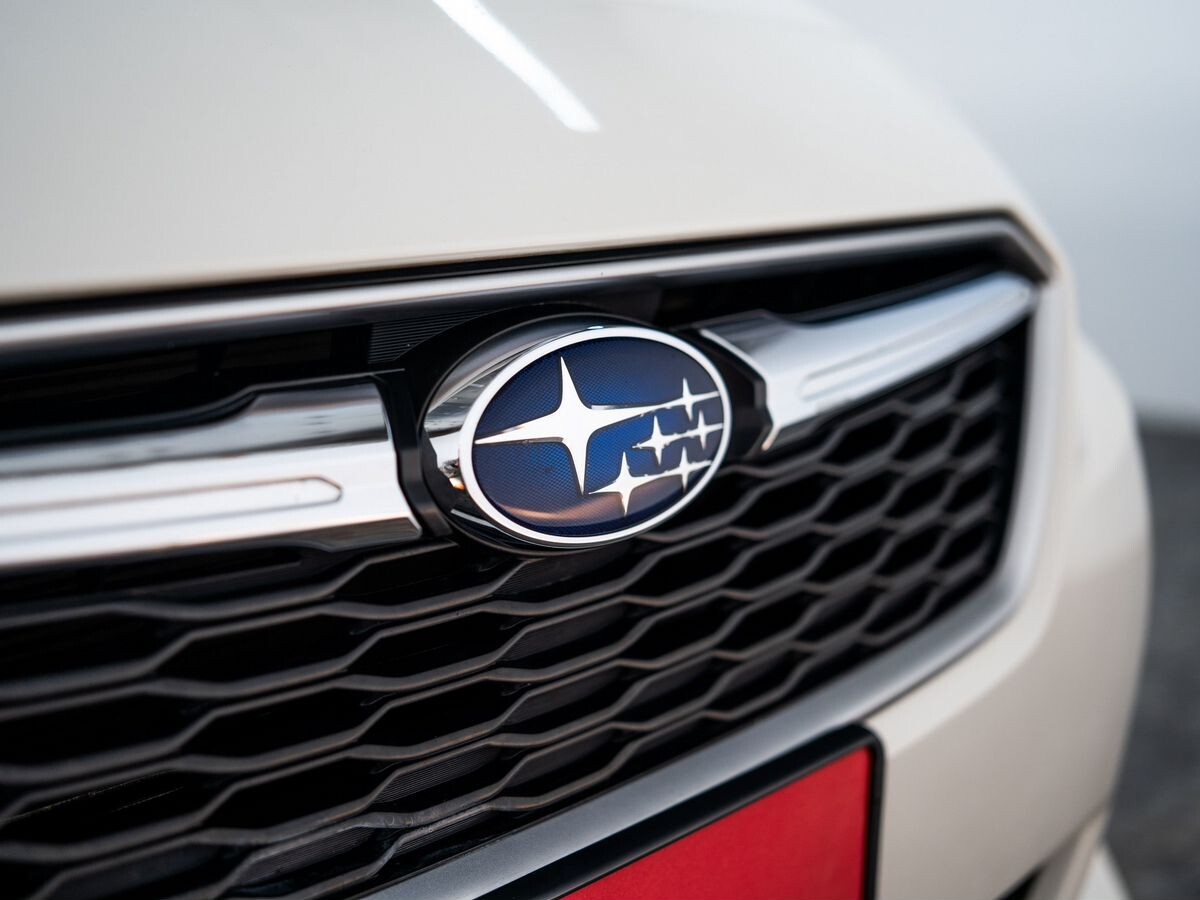Subaru Impreza 2019 - фото автомобиля