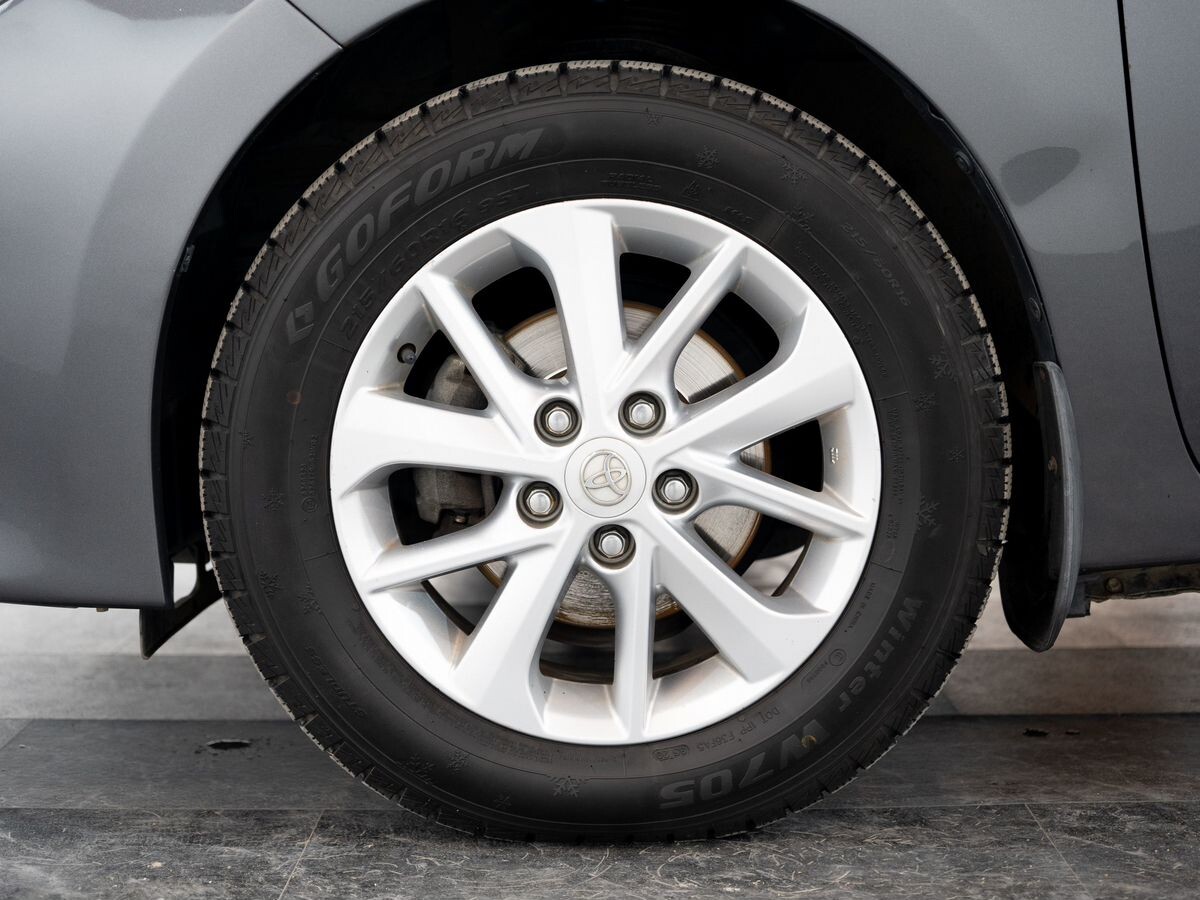 Toyota Corolla 2014 - фото автомобиля