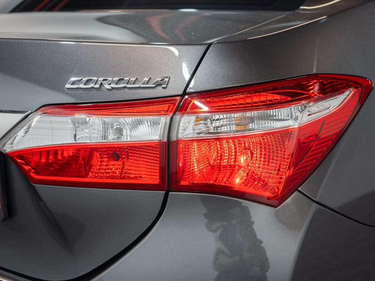 Toyota Corolla 2014 - фото автомобиля