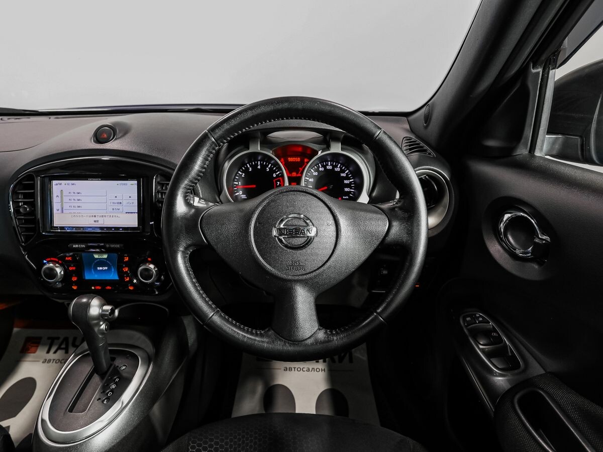 Nissan Juke 2016 - фото автомобиля