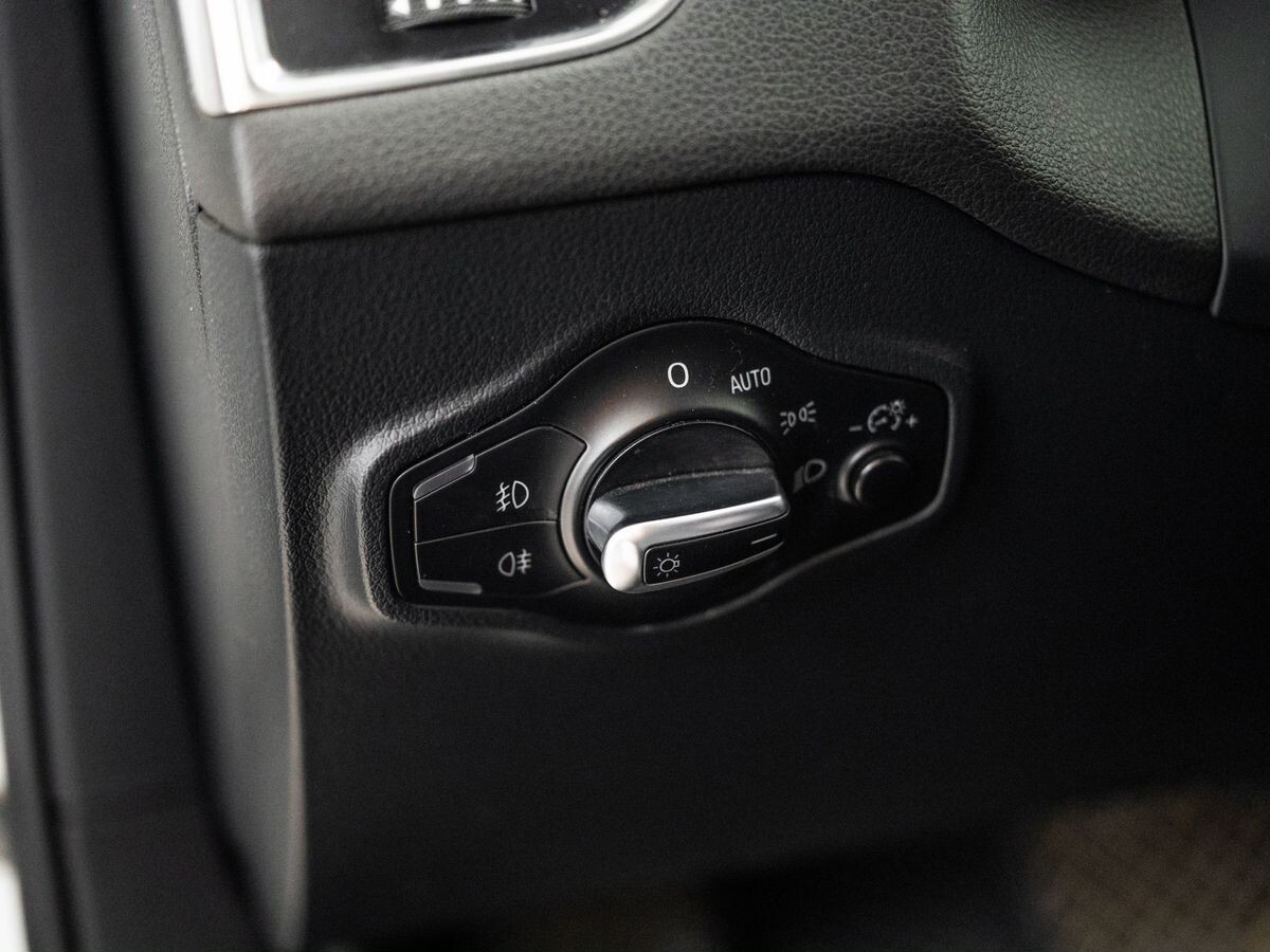 Audi Q5 2012 - фото автомобиля