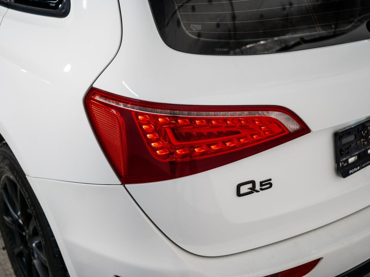 Audi Q5 2012 - фото автомобиля