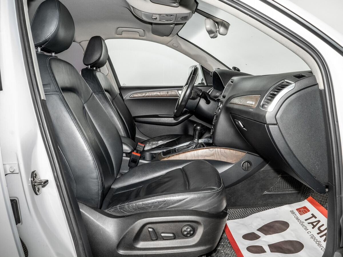 Audi Q5 2012 - фото автомобиля