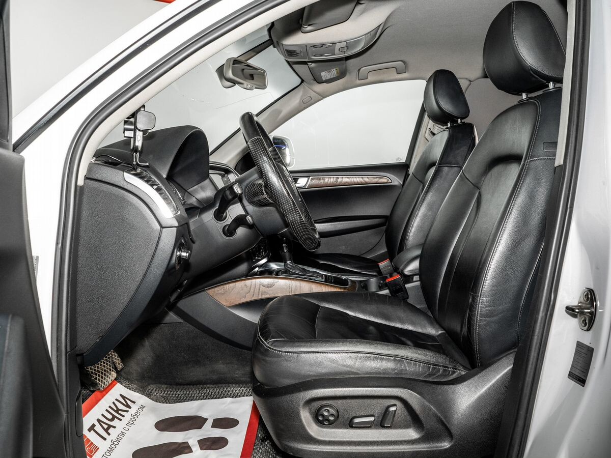 Audi Q5 2012 - фото автомобиля