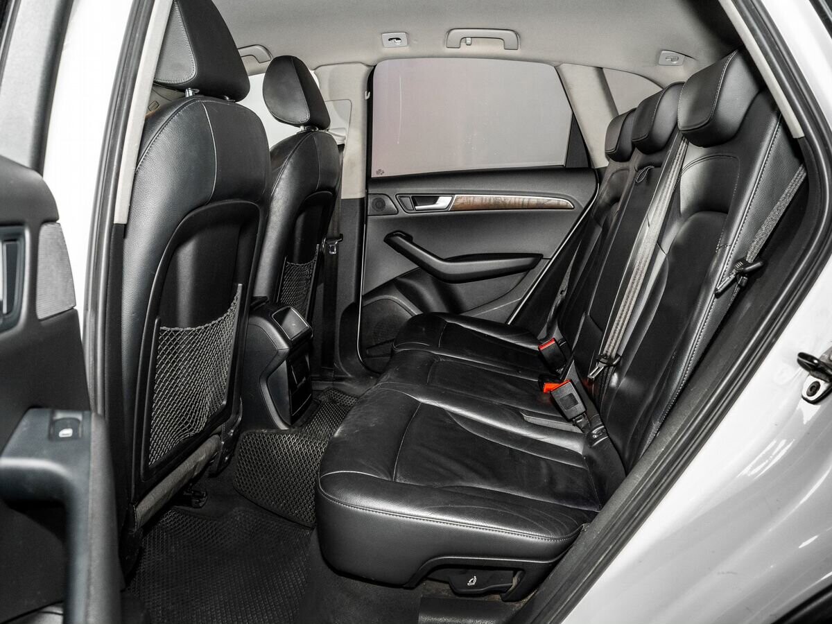 Audi Q5 2012 - фото автомобиля