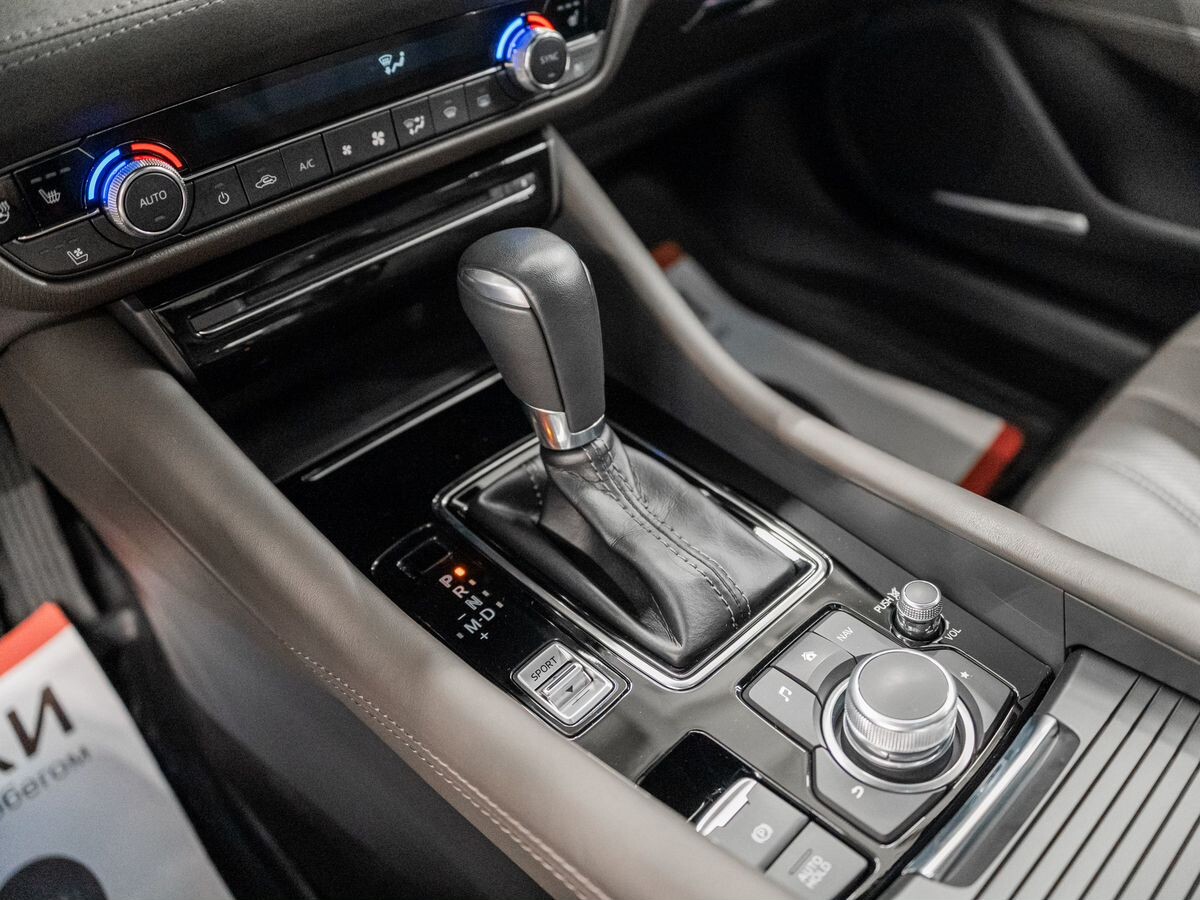 Mazda 6 2019 - фото автомобиля