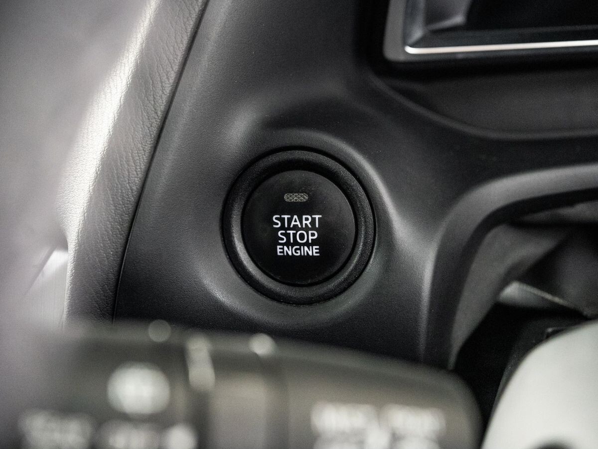 Mazda Axela 2015 - фото автомобиля