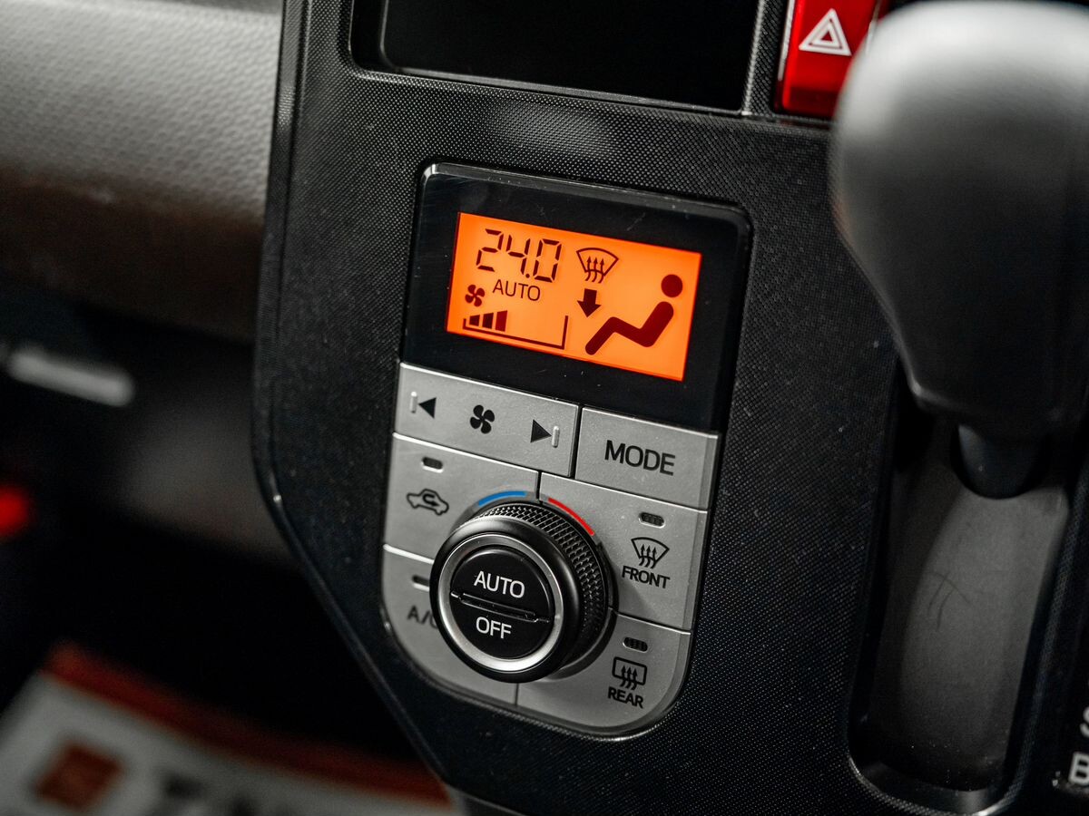 Toyota Roomy 2020 - фото автомобиля