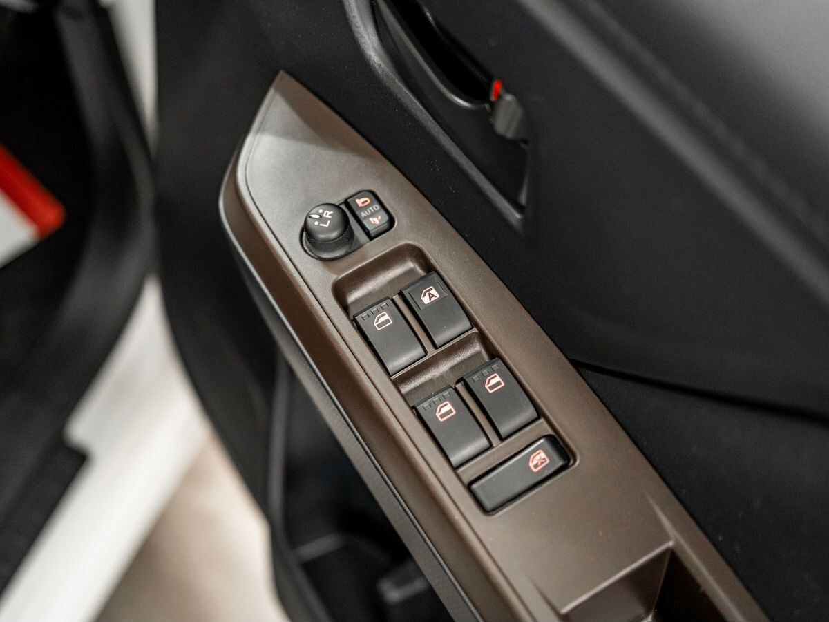 Toyota Roomy 2020 - фото автомобиля