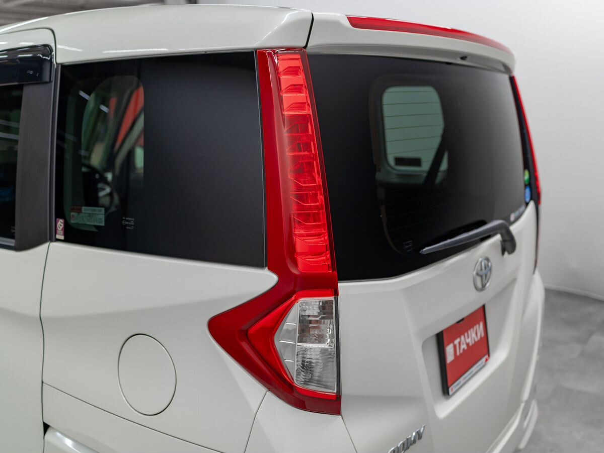 Toyota Roomy 2020 - фото автомобиля