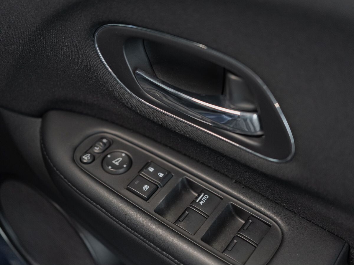 Honda Vezel 2017 - фото автомобиля