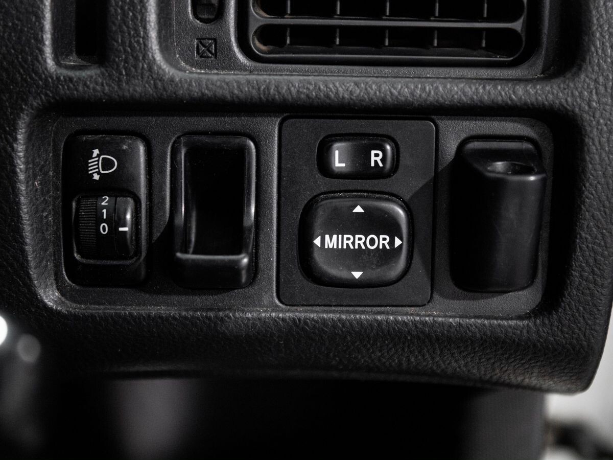 Toyota Probox 2005 - фото автомобиля