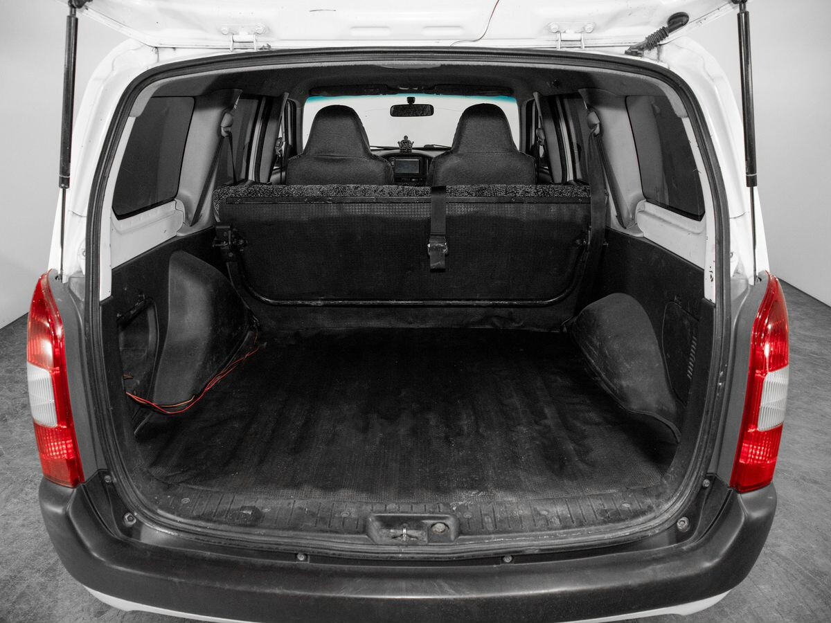 Toyota Probox 2005 - фото автомобиля