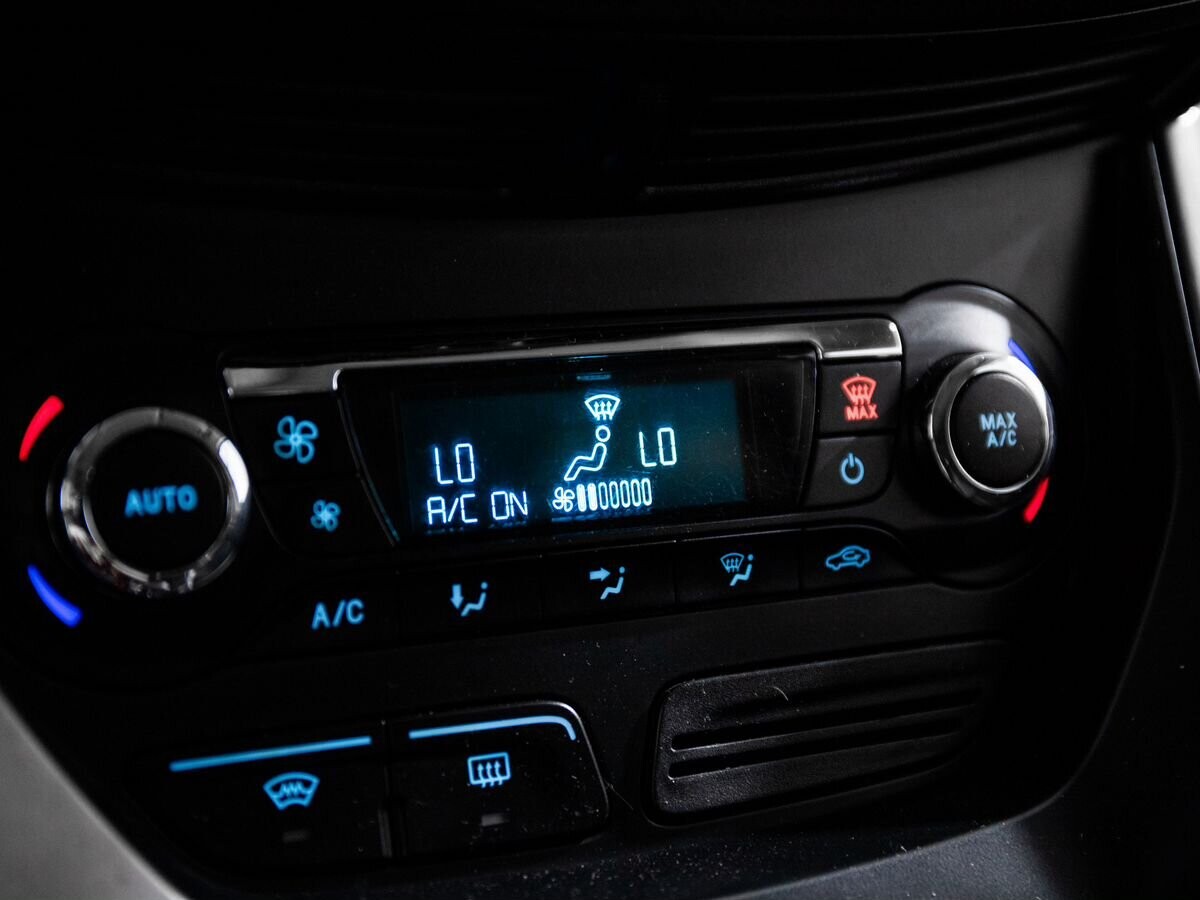 Ford Kuga 2014 - фото автомобиля