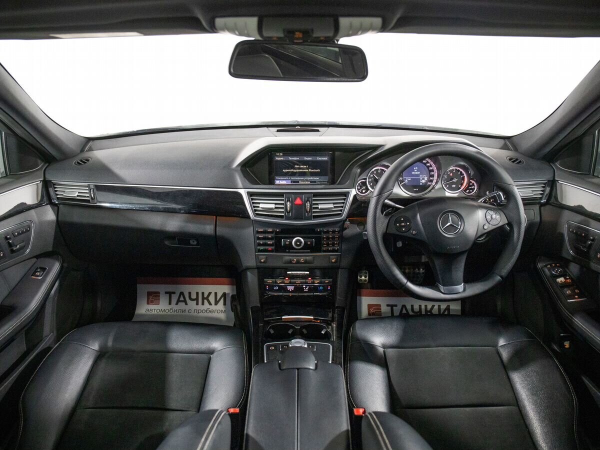 Mercedes-Benz E-Класс 2011 - фото автомобиля