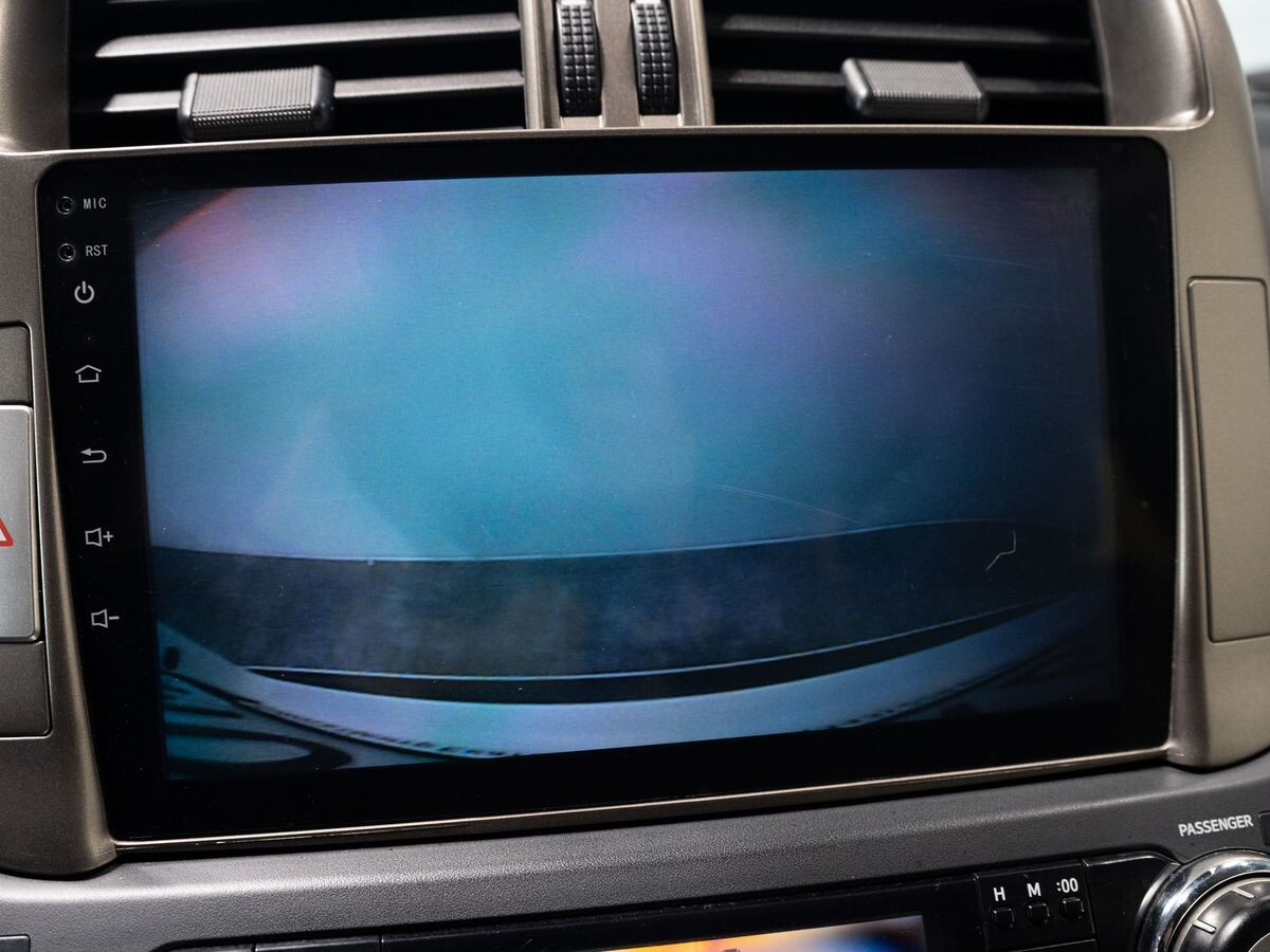 Toyota Land Cruiser Prado 2013 - фото автомобиля