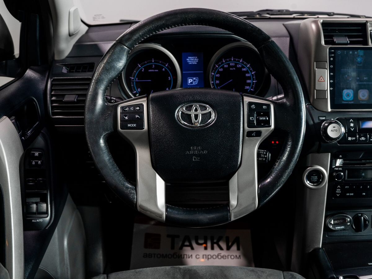 Toyota Land Cruiser Prado 2013 - фото автомобиля