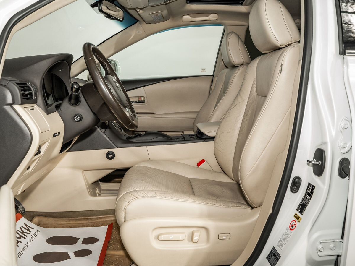 Lexus RX 2012 - фото автомобиля