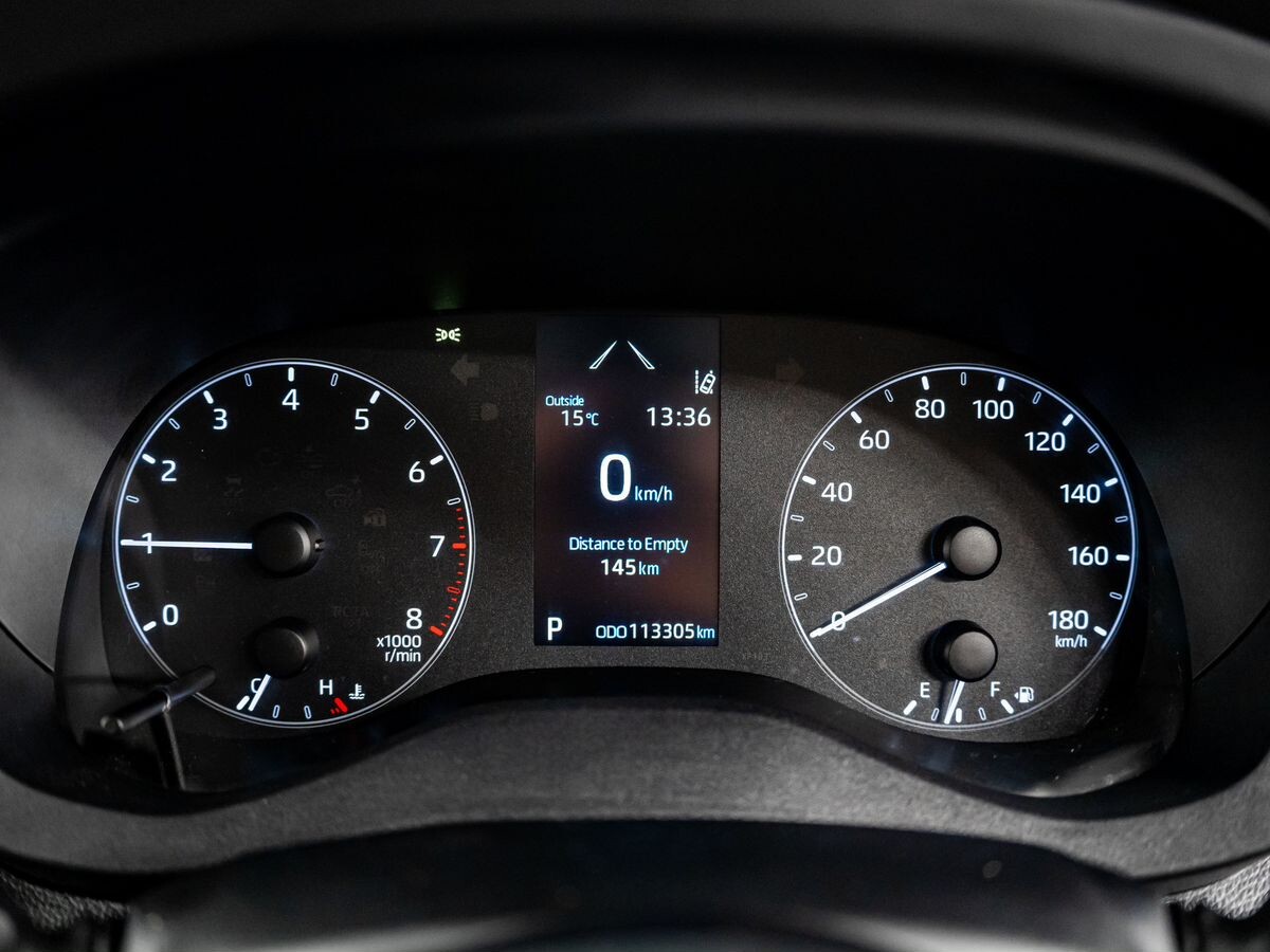 Toyota Yaris 2020 - фото автомобиля