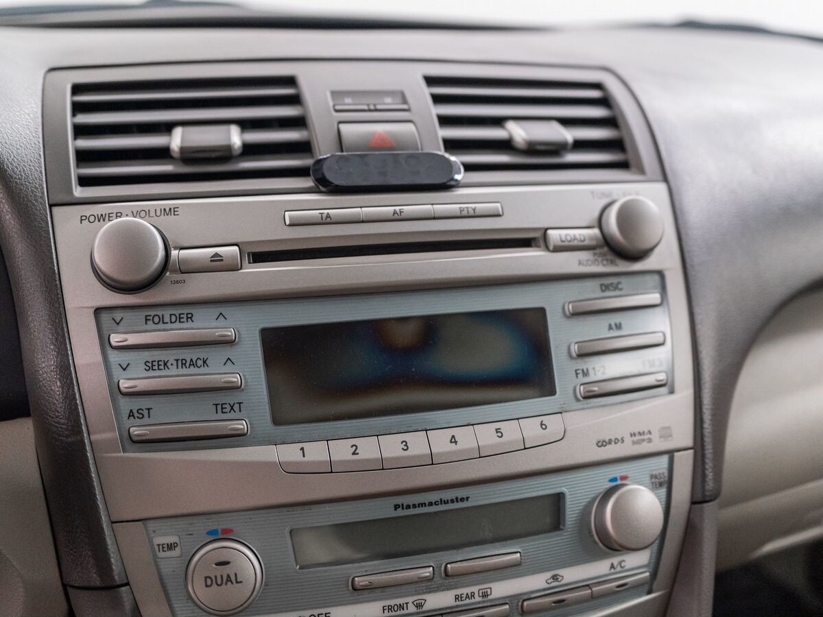 Toyota Camry 2008 - фото автомобиля