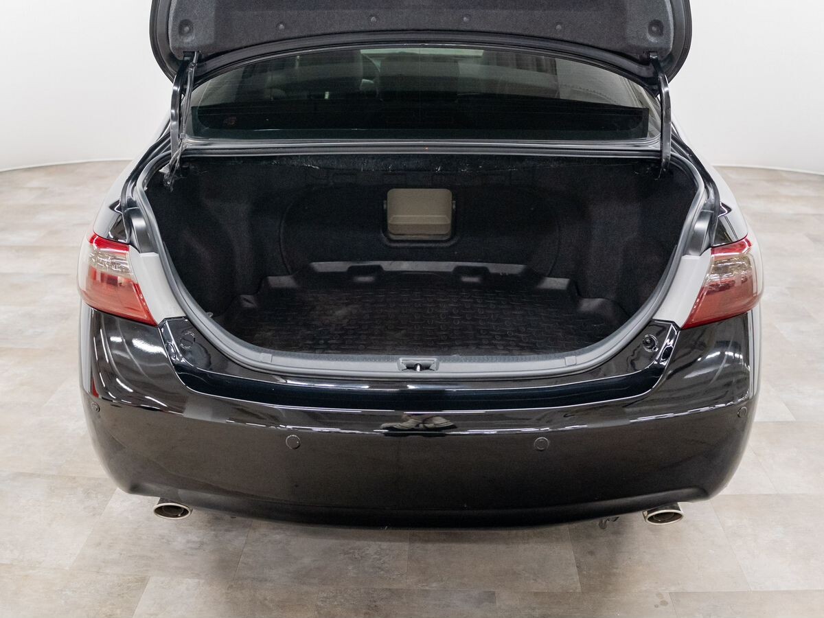 Toyota Camry 2008 - фото автомобиля