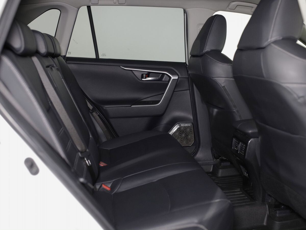 Toyota RAV4 2020 - фото автомобиля