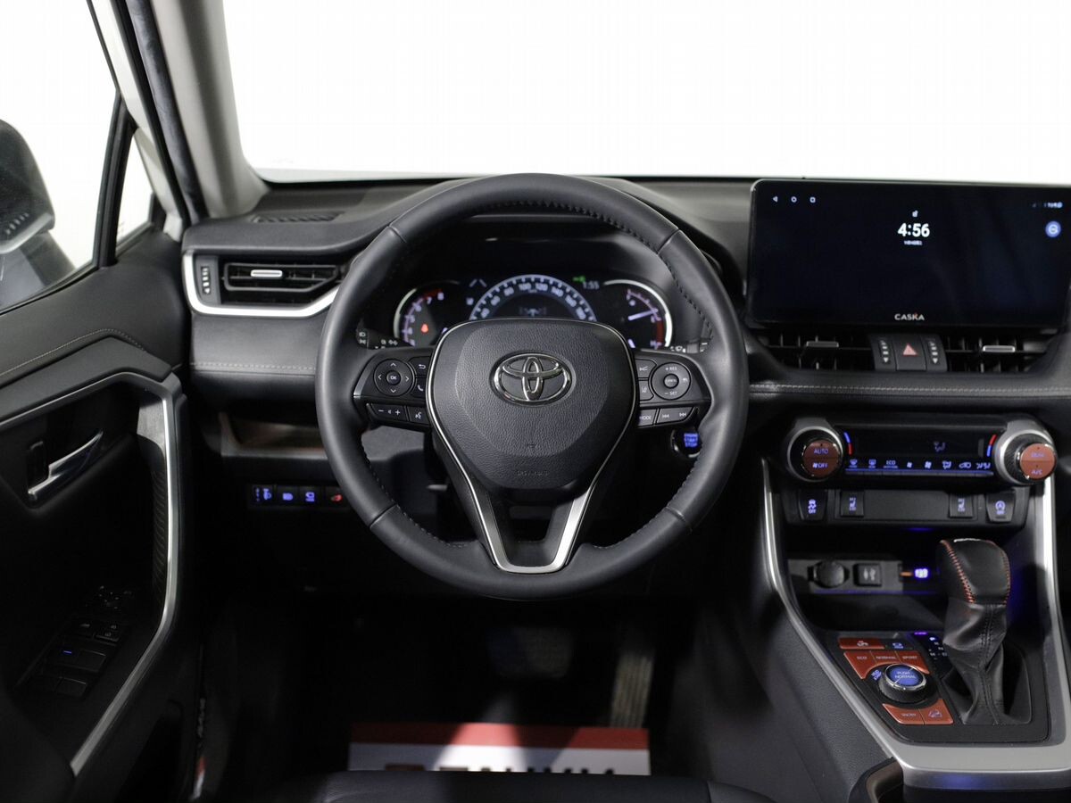 Toyota RAV4 2020 - фото автомобиля