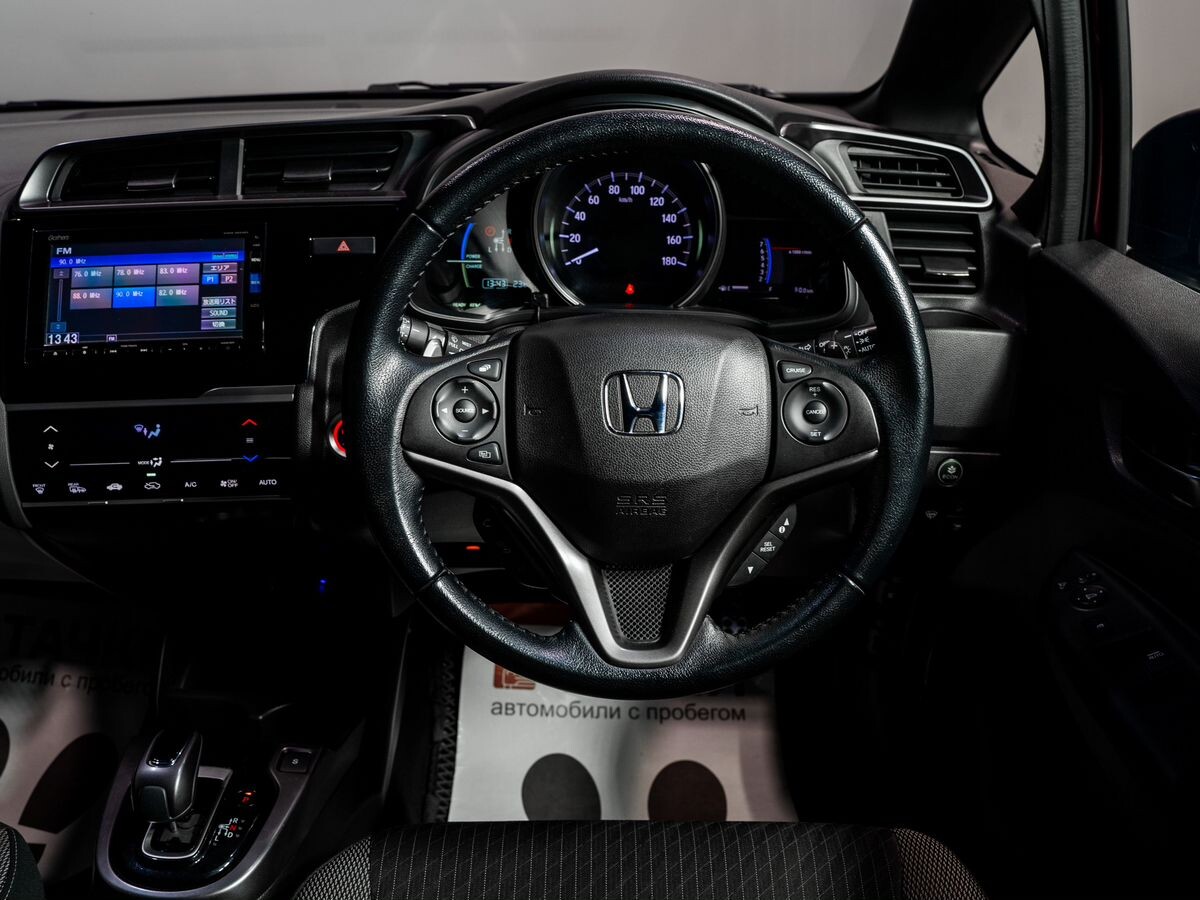 Honda Fit 2017 - фото автомобиля