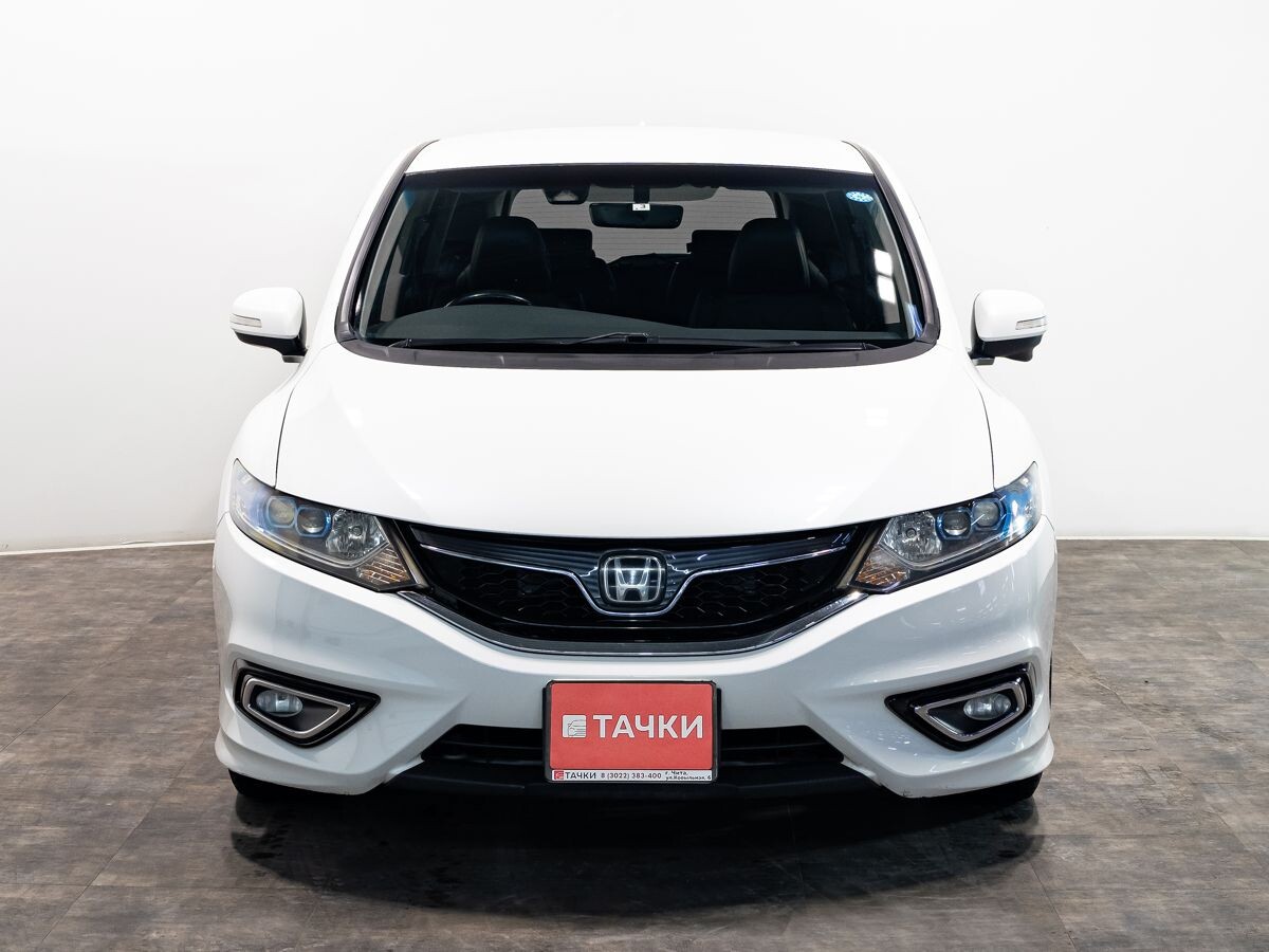 Honda Jade 2015 - фото автомобиля