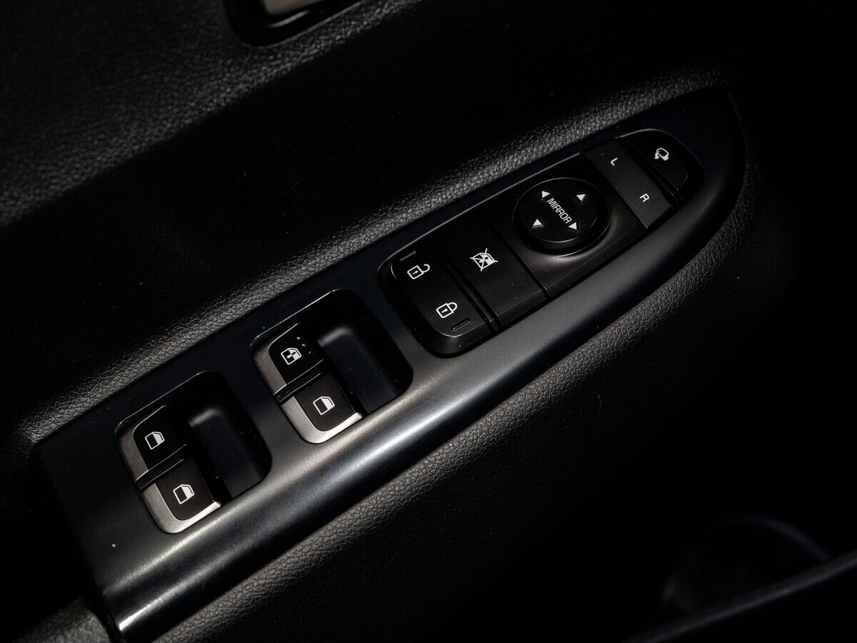 Kia Rio 2020 - фото автомобиля