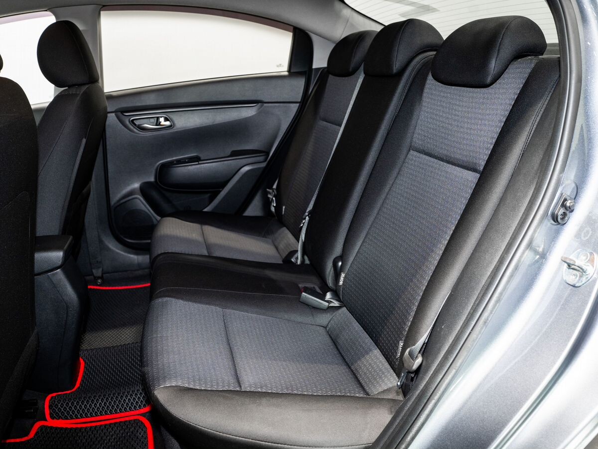 Kia Rio 2020 - фото автомобиля