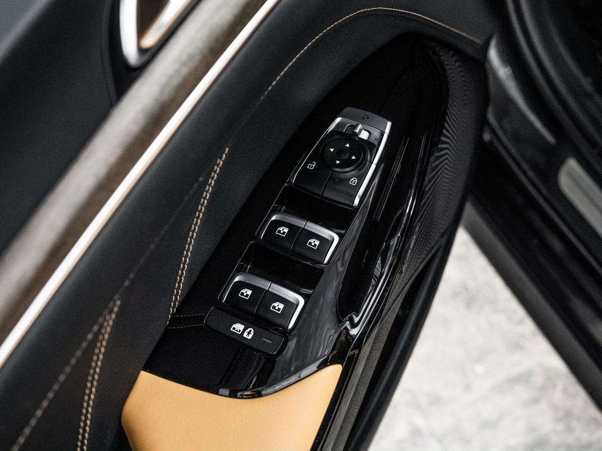 Kia K5 2021 - фото автомобиля