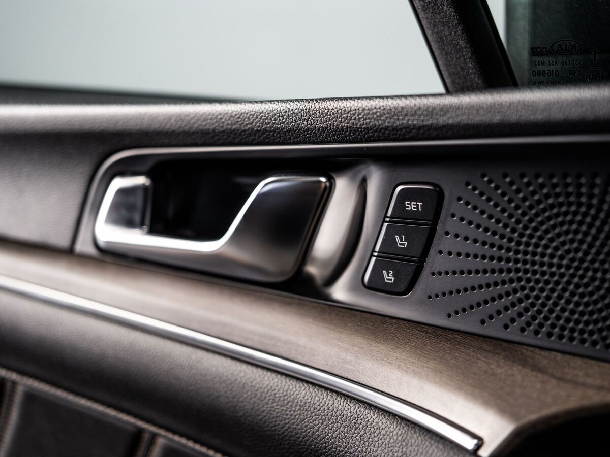 Kia K5 2021 - фото автомобиля