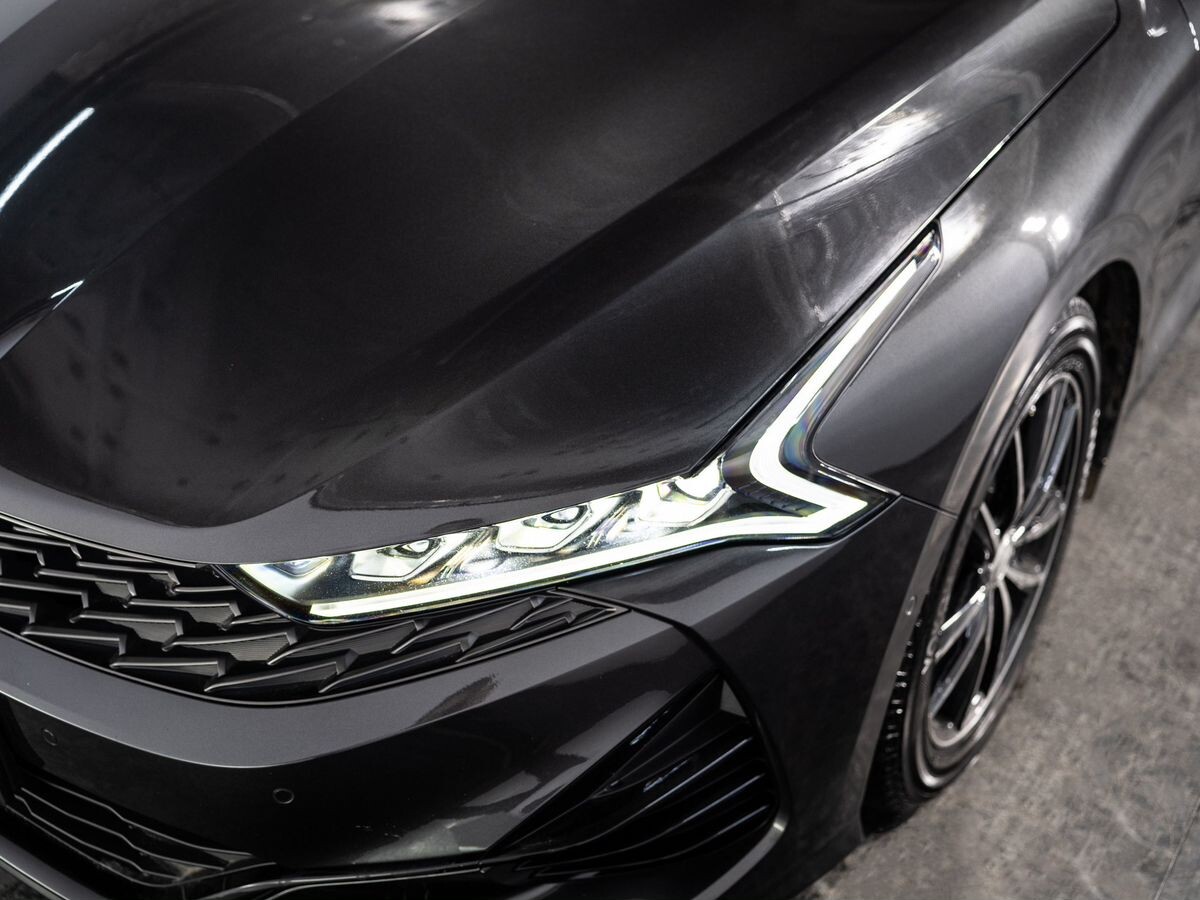 Kia K5 2021 - фото автомобиля