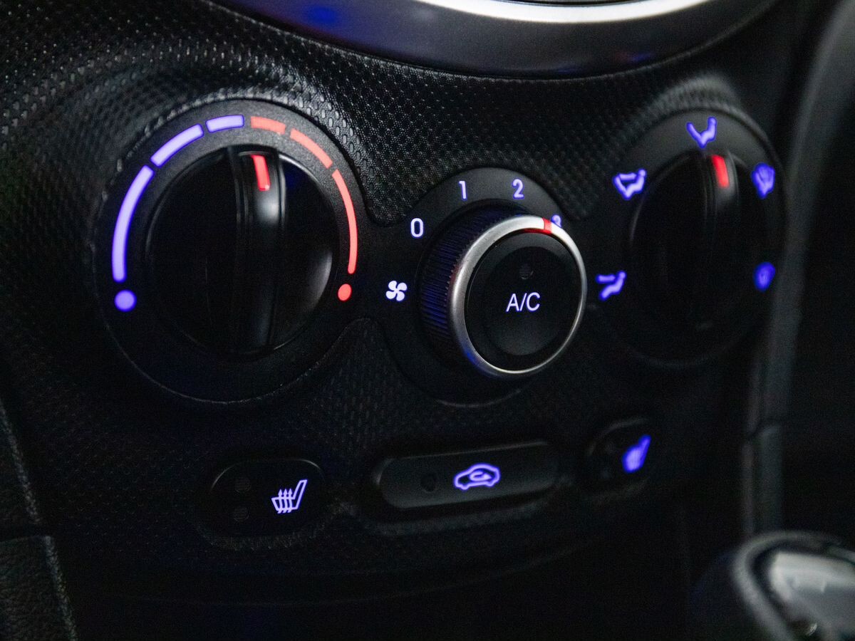 Hyundai Solaris 2016 - фото автомобиля