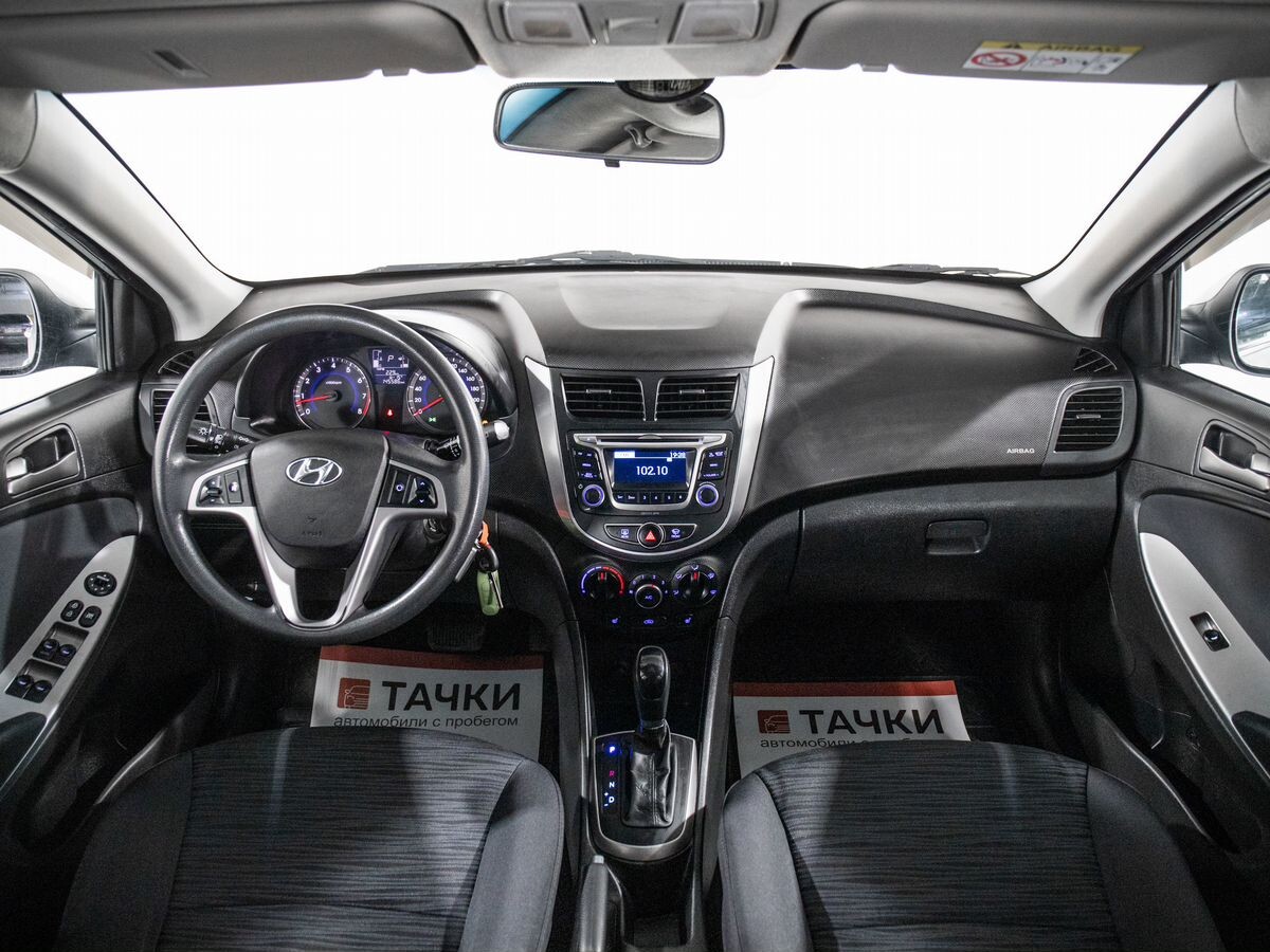 Hyundai Solaris 2016 - фото автомобиля