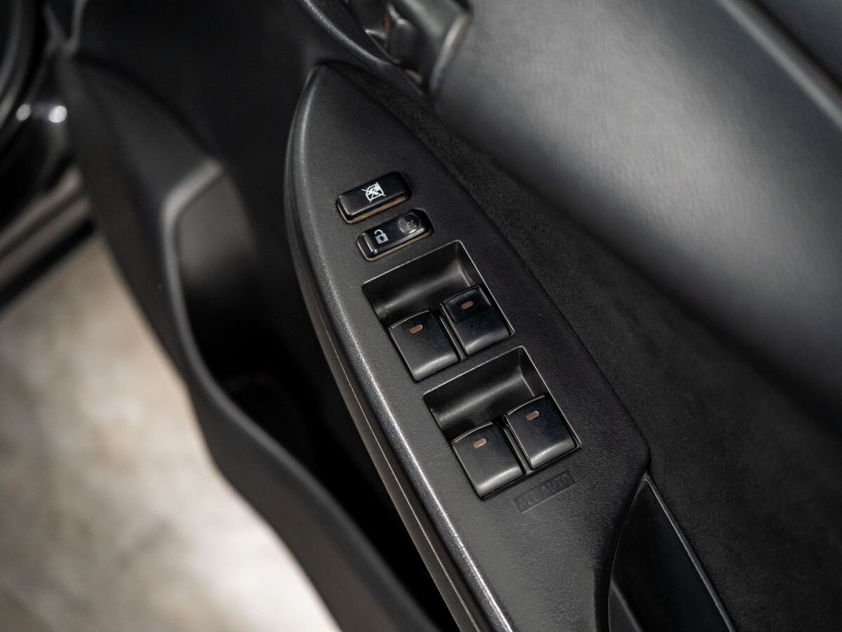 Toyota Corolla 2011 - фото автомобиля