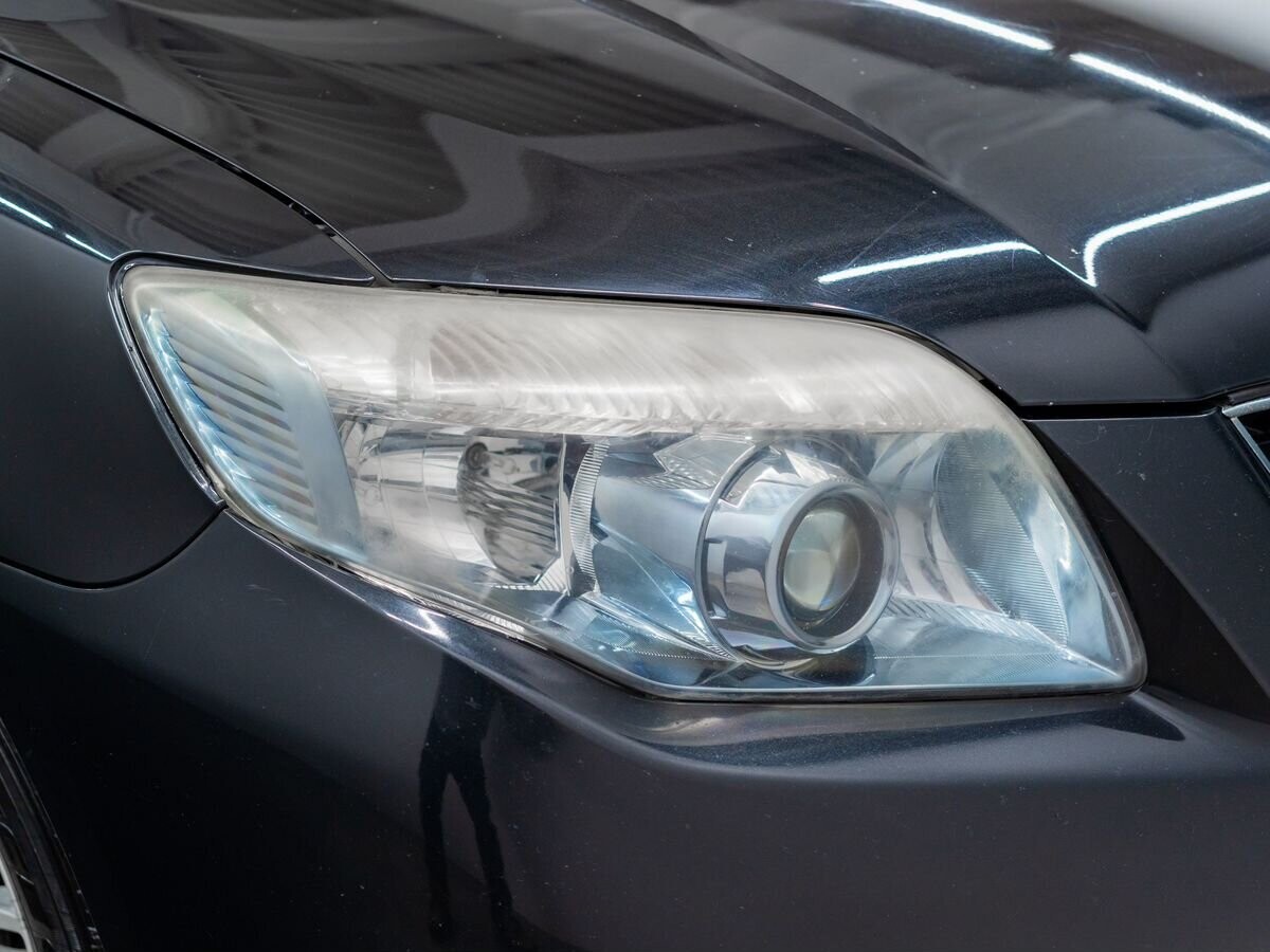 Toyota Corolla 2011 - фото автомобиля