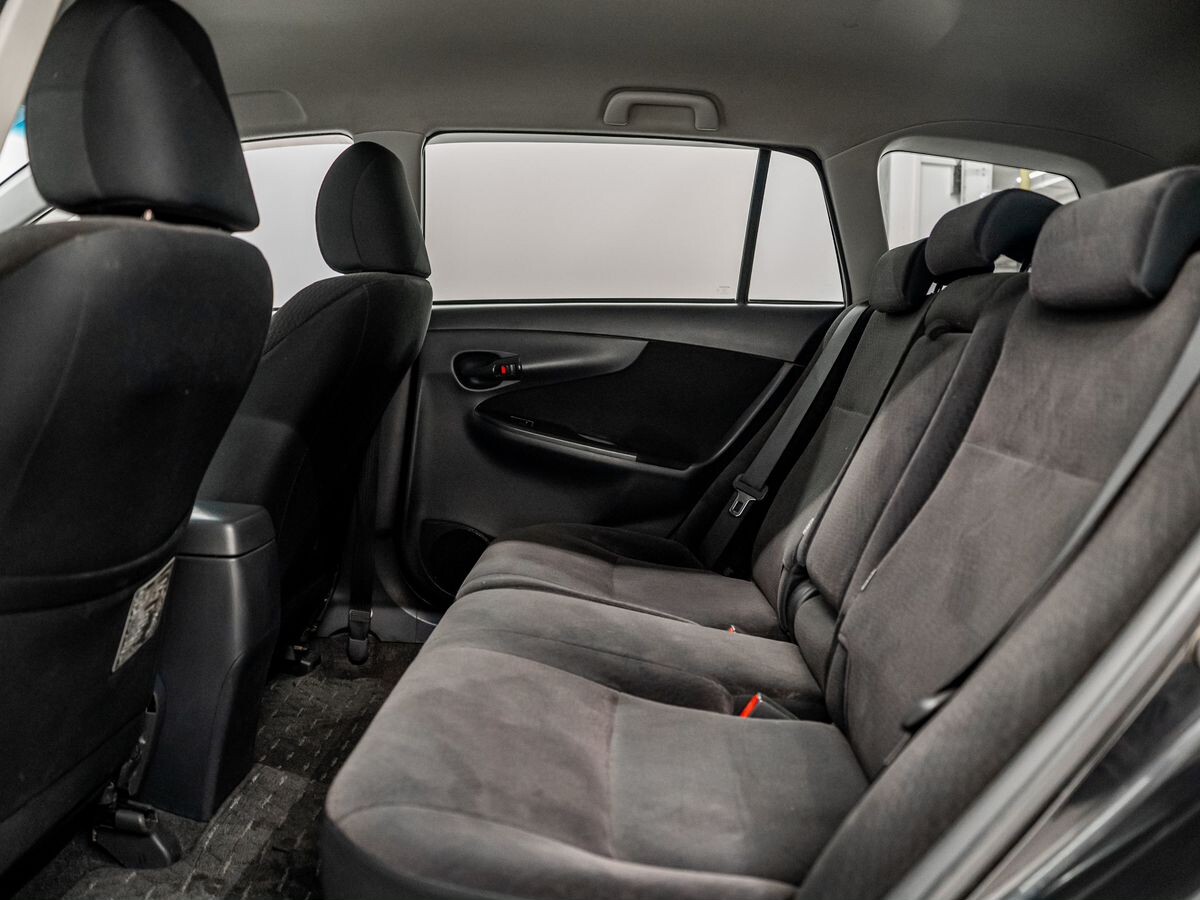 Toyota Corolla 2011 - фото автомобиля