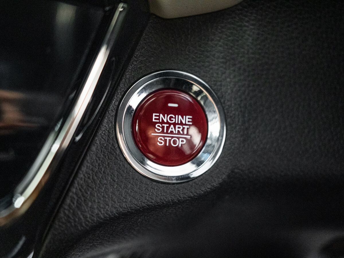 Honda Vezel 2016 - фото автомобиля