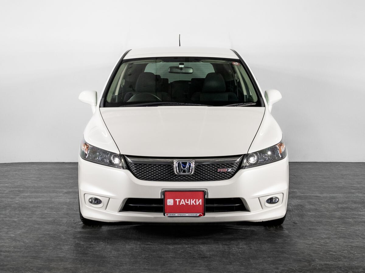 Honda Stream 2008 - фото автомобиля